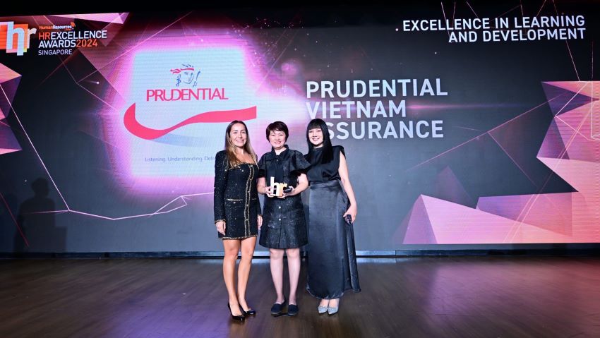 Prudential Việt Nam được vinh danh tại HR Excellence Awards 2024 Singapore